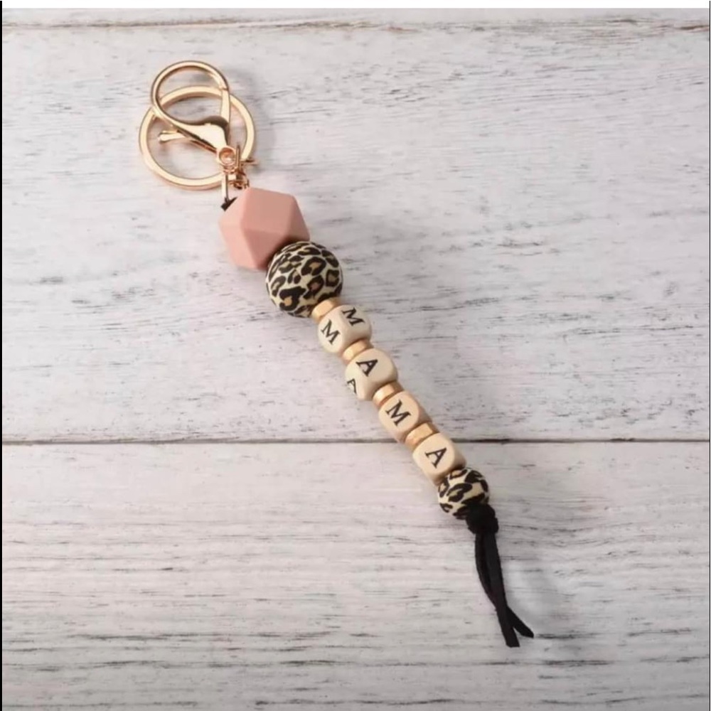 Mama keychain leopard